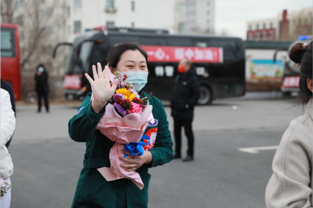 春暖花開，英雄歸來！葫蘆島市第二人民醫(yī)院支援綏中醫(yī)療隊(duì)凱旋而歸~(圖9)